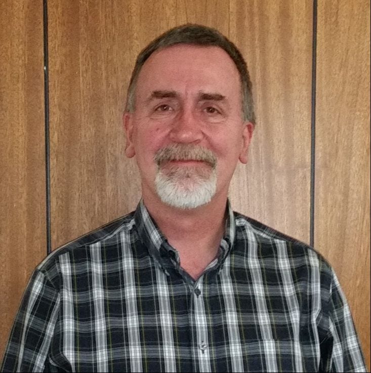 Catholic Community Services volunteer serving those in need.